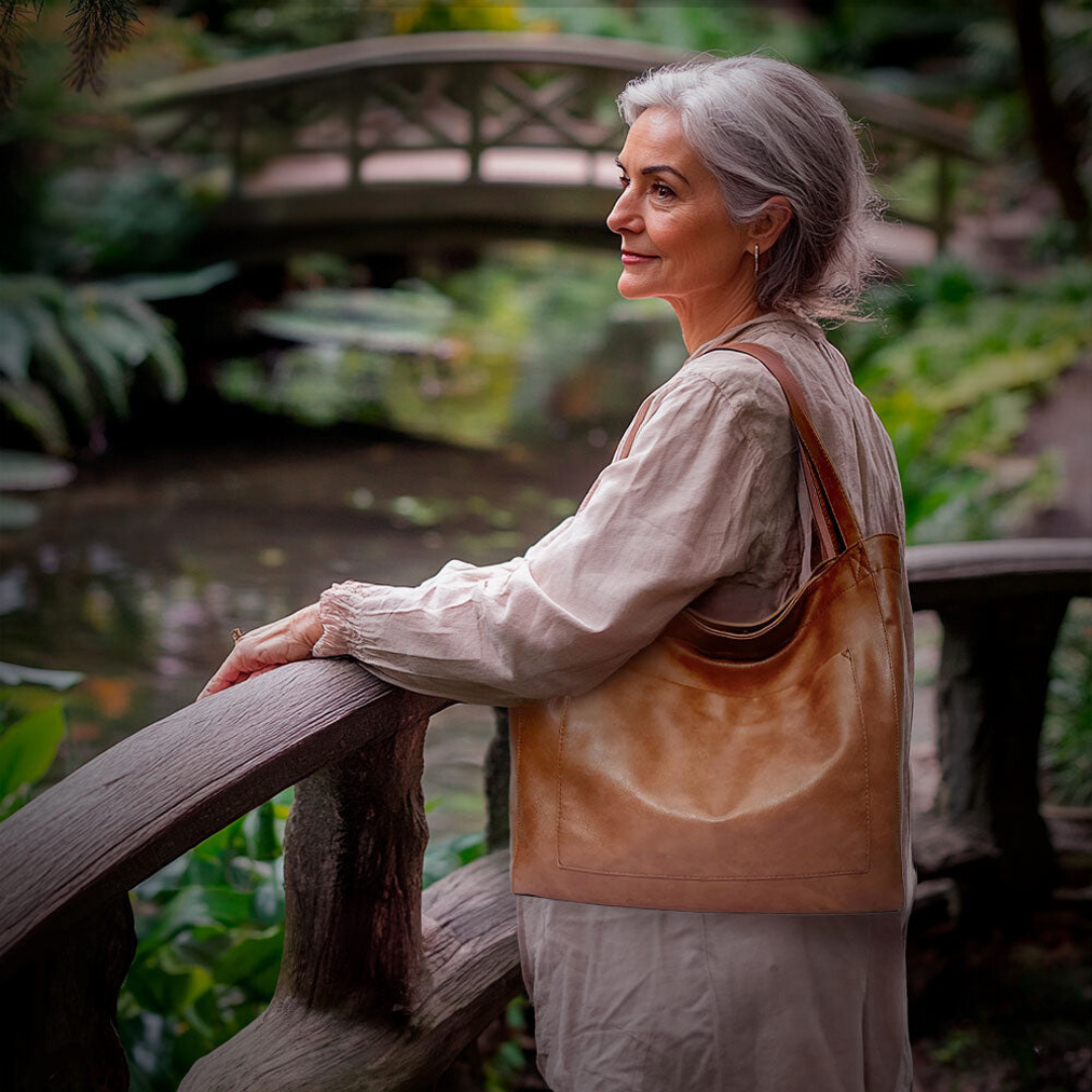 Sofia™ | Large, soft and luxurious shoulder bag.