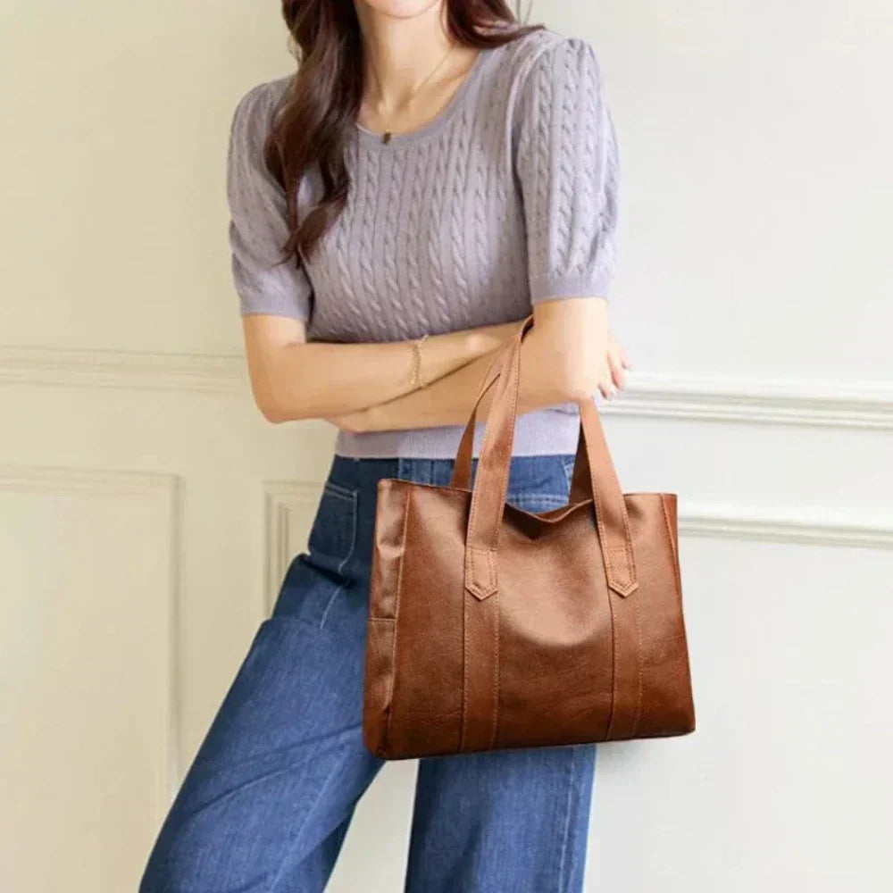 Sofia™ | Minimalist luxurious shoulder bag in a soft design.