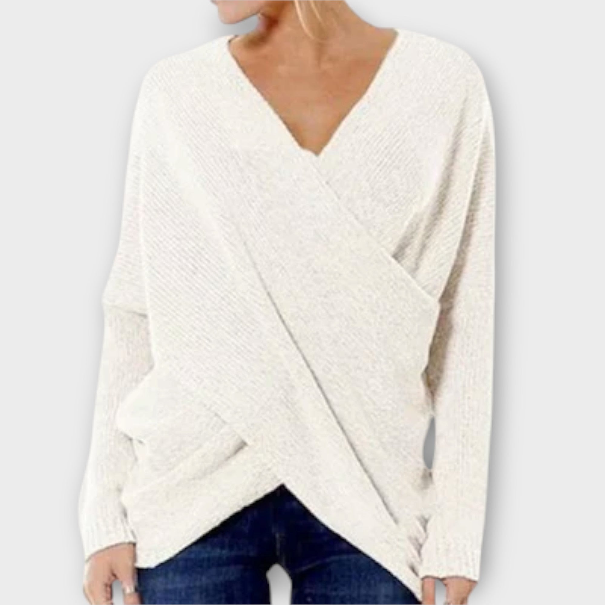 Aida™ - Elegant pullover with cross design