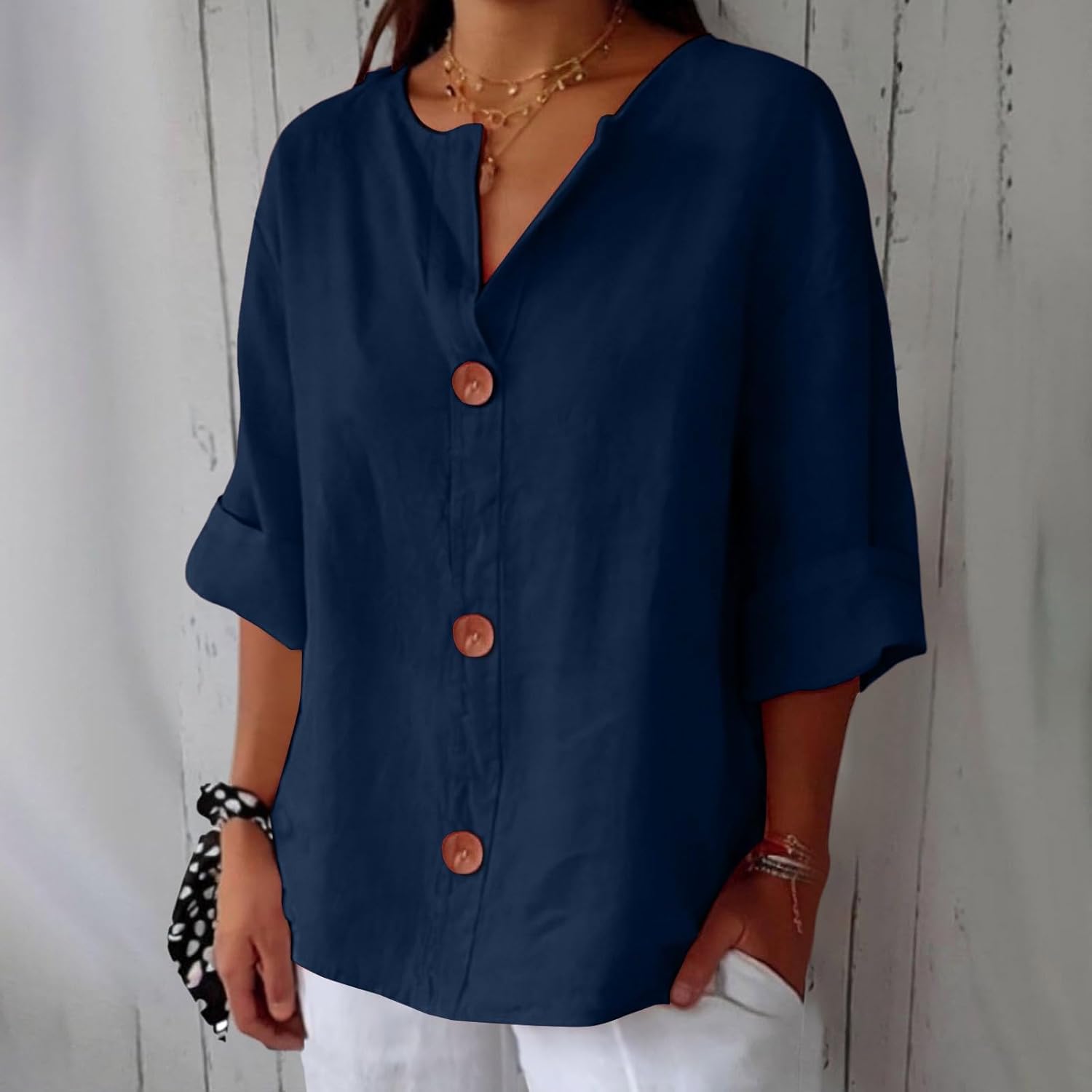 Noora™ | Casual linen blouse with timeless elegance