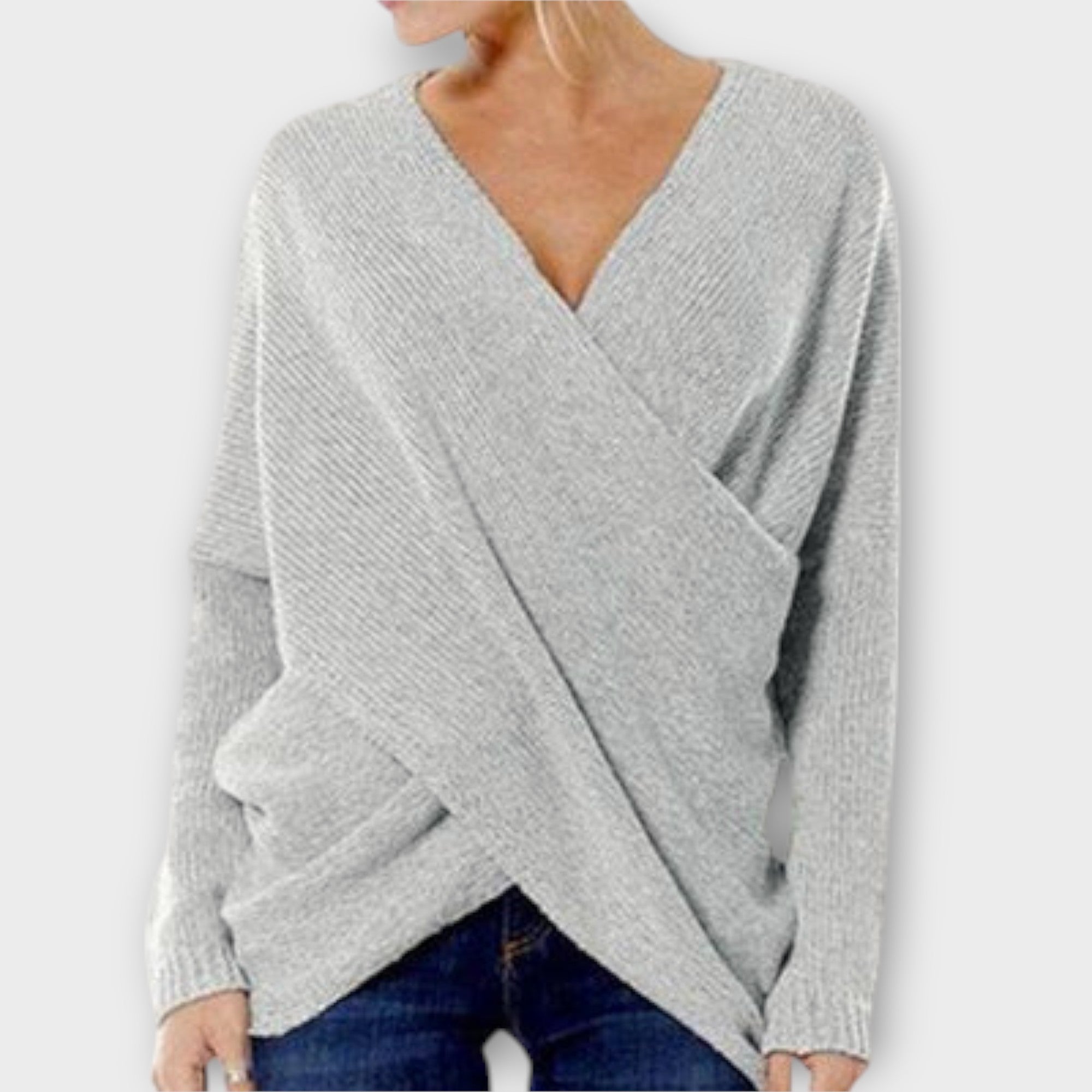 Aida™ - Elegant pullover with cross design